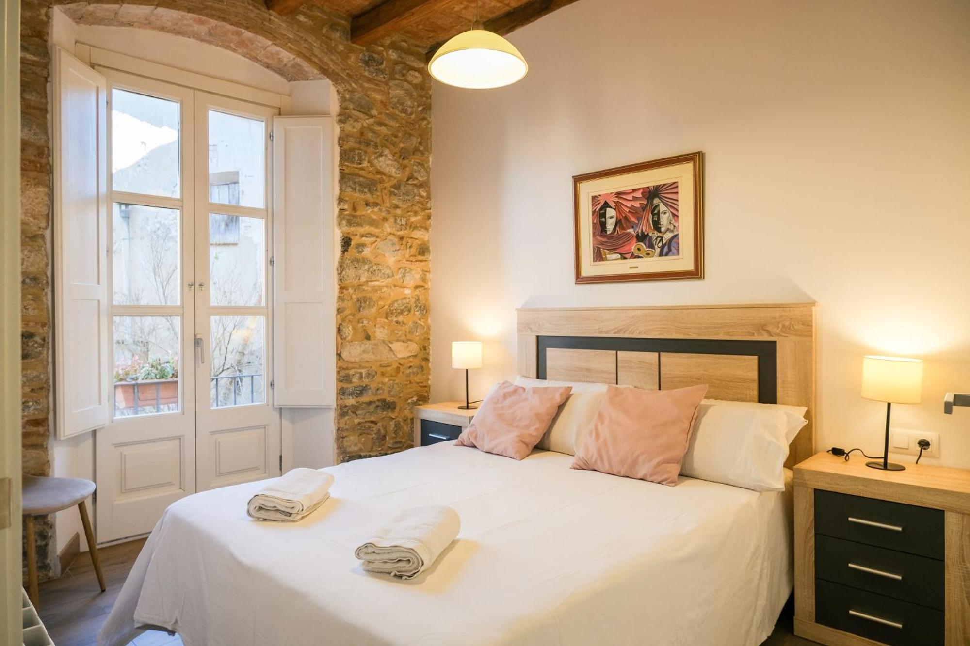 Ganganell Centre Apartamento Con Patio Besalú Exterior foto
